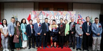 桑吉才让唐卡艺术加拿大巡回展隆重开幕