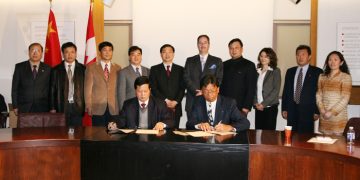 中国无锡市副市长张大良率团访问多伦多