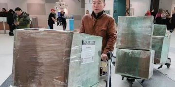 加拿大辽宁总商会捐百万物资全力支持抗击疫情