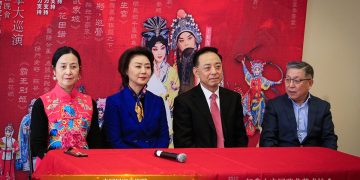 嗨翻天！中国国家京剧院多伦多戏迷见面会